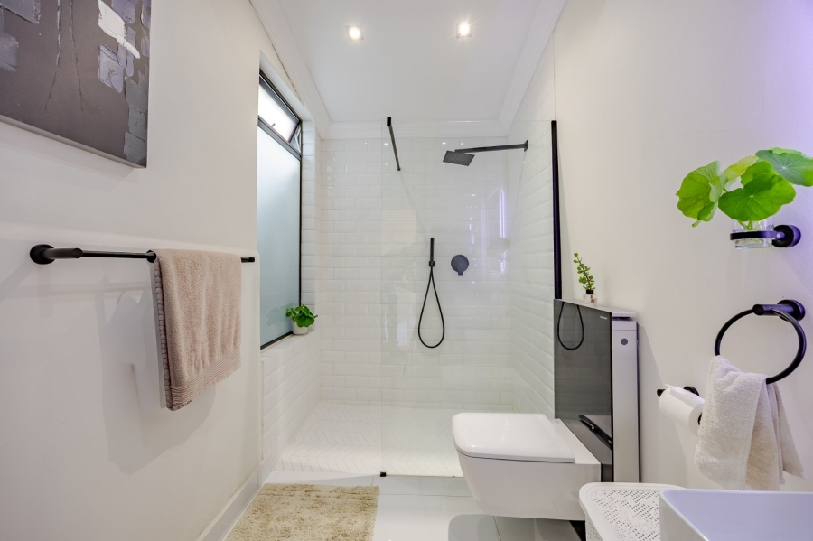 3 Bedroom Property for Sale in Woodstock Western Cape